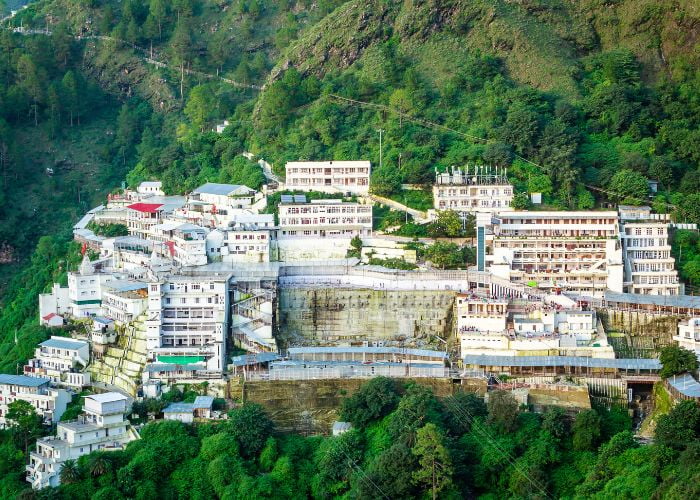 Mini Vaishno Devi Temple, Kullu